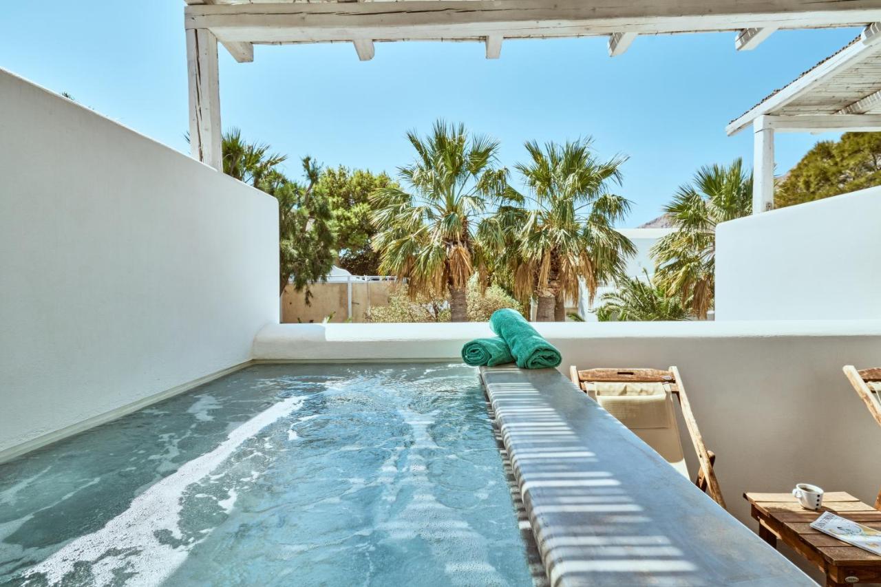 Meltemi Excelsior Suites Perissa  Exterior photo